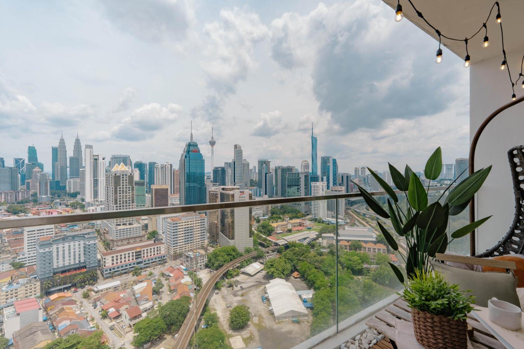 Suites & Residences @ Regalia By Plc Kuala Lumpur Eksteriør bilde